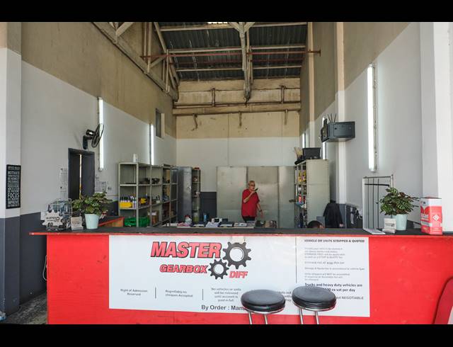 3,421M² WAREHOUSE FOR SALE IN ARCADIA